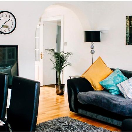 Home To Home Stay Apartment Glasgow Zewnętrze zdjęcie