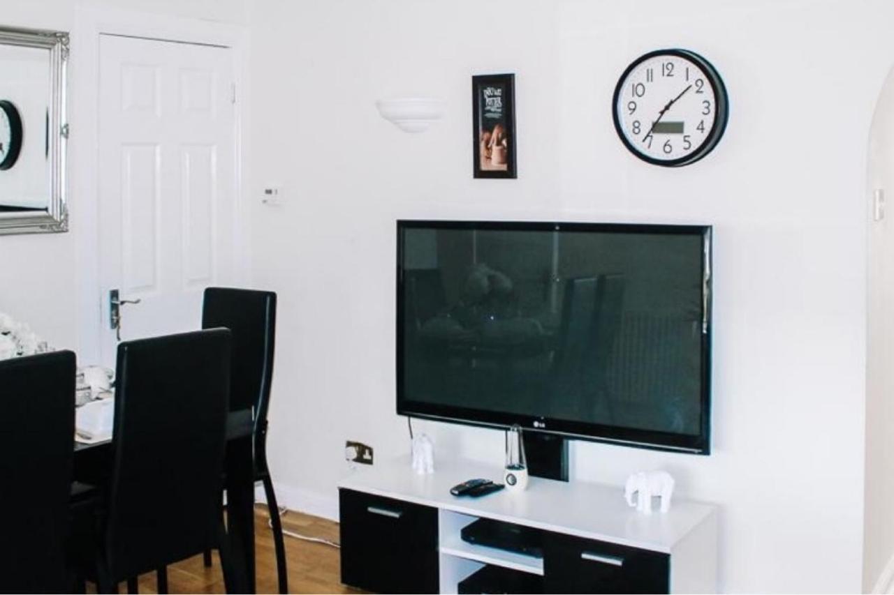 Home To Home Stay Apartment Glasgow Zewnętrze zdjęcie