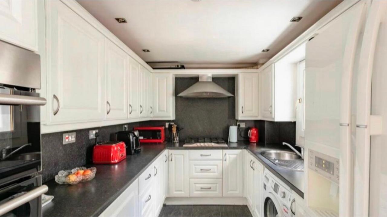 Home To Home Stay Apartment Glasgow Zewnętrze zdjęcie